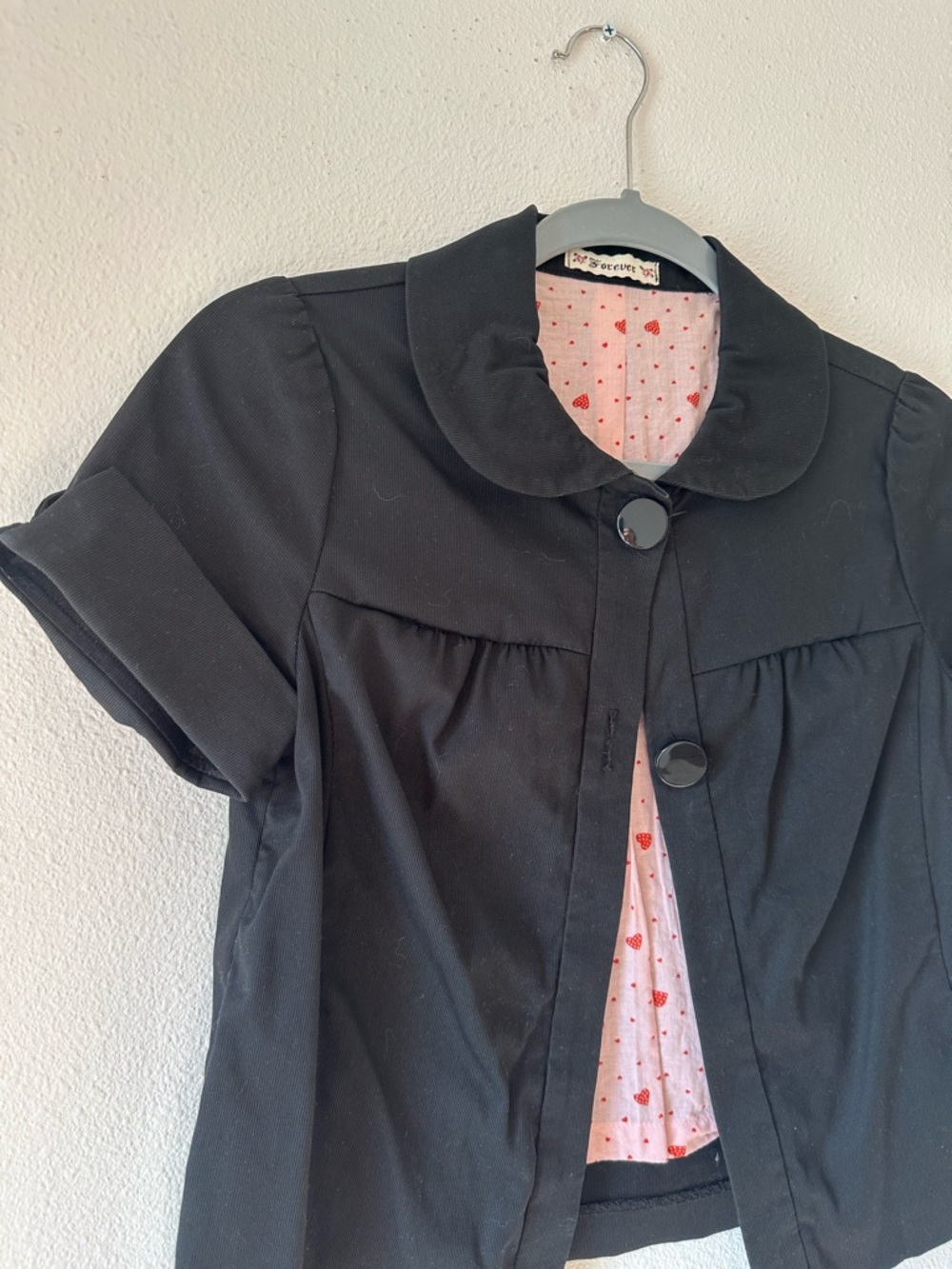 Forever 21 short sleeve jacket with half button front and pink lining - Picture 2 of 6